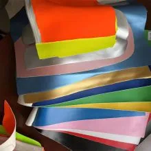 Custom boxing gloves surface material, we have a variety of premium materials to select, such as PU, microfiber, cowhide and so on.