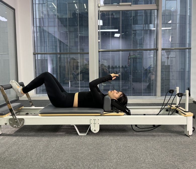 White Aluminum Foldable Pilates Reformer for Sale