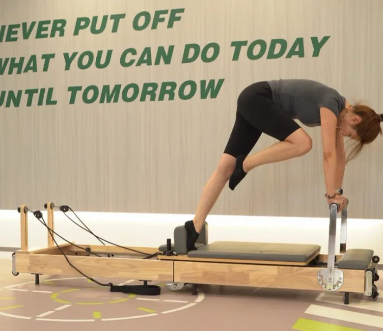 Folding Wooden Body Balance Pilates Core Bed Reformer