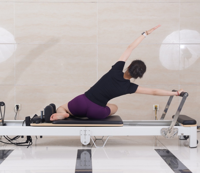 White Aluminum Foldable Pilates Reformer for Sale