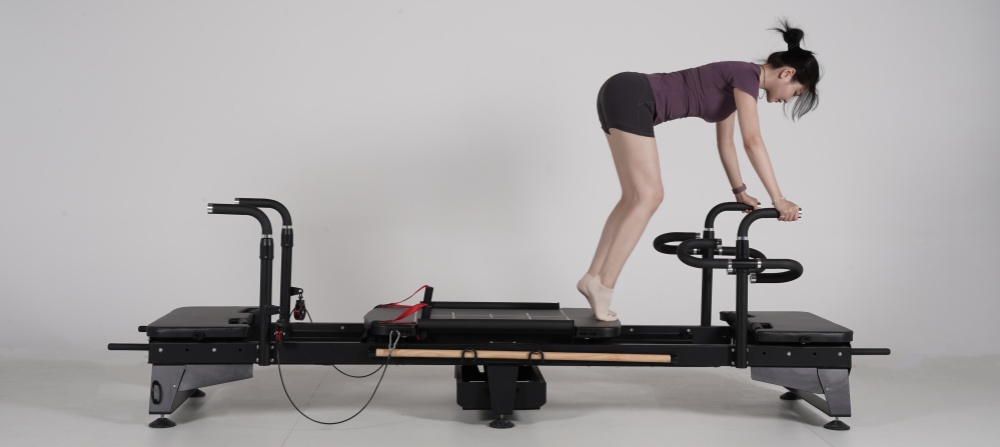 Pilates Reformer Machine with Rotating Handles